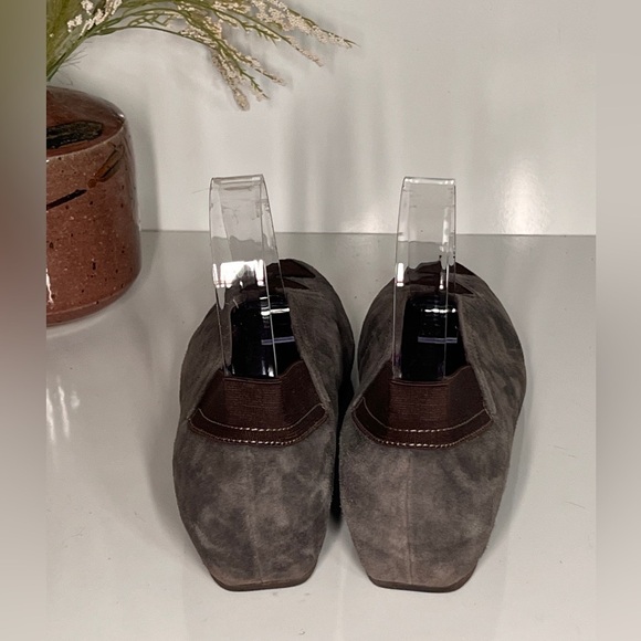🛍️Dark gray suede VANELI‎ slip on shoes size 7. - Picture 5 of 7